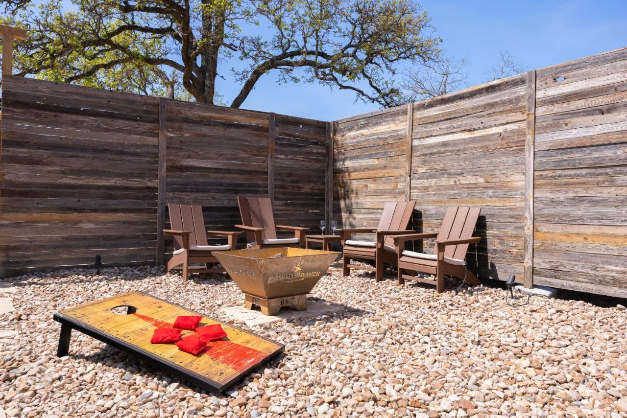 Romantic Tiny Luxury Retreat W Heated Pool, Sauna N Outdoor Shower In Wimberley 10 Acres Eksteriør billede