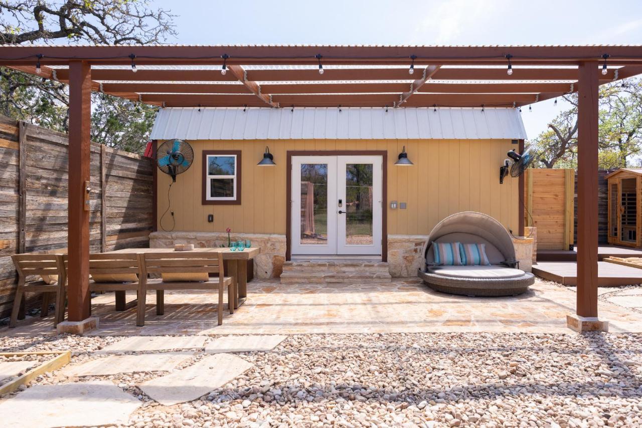 Romantic Tiny Luxury Retreat W Heated Pool, Sauna N Outdoor Shower In Wimberley 10 Acres Eksteriør billede