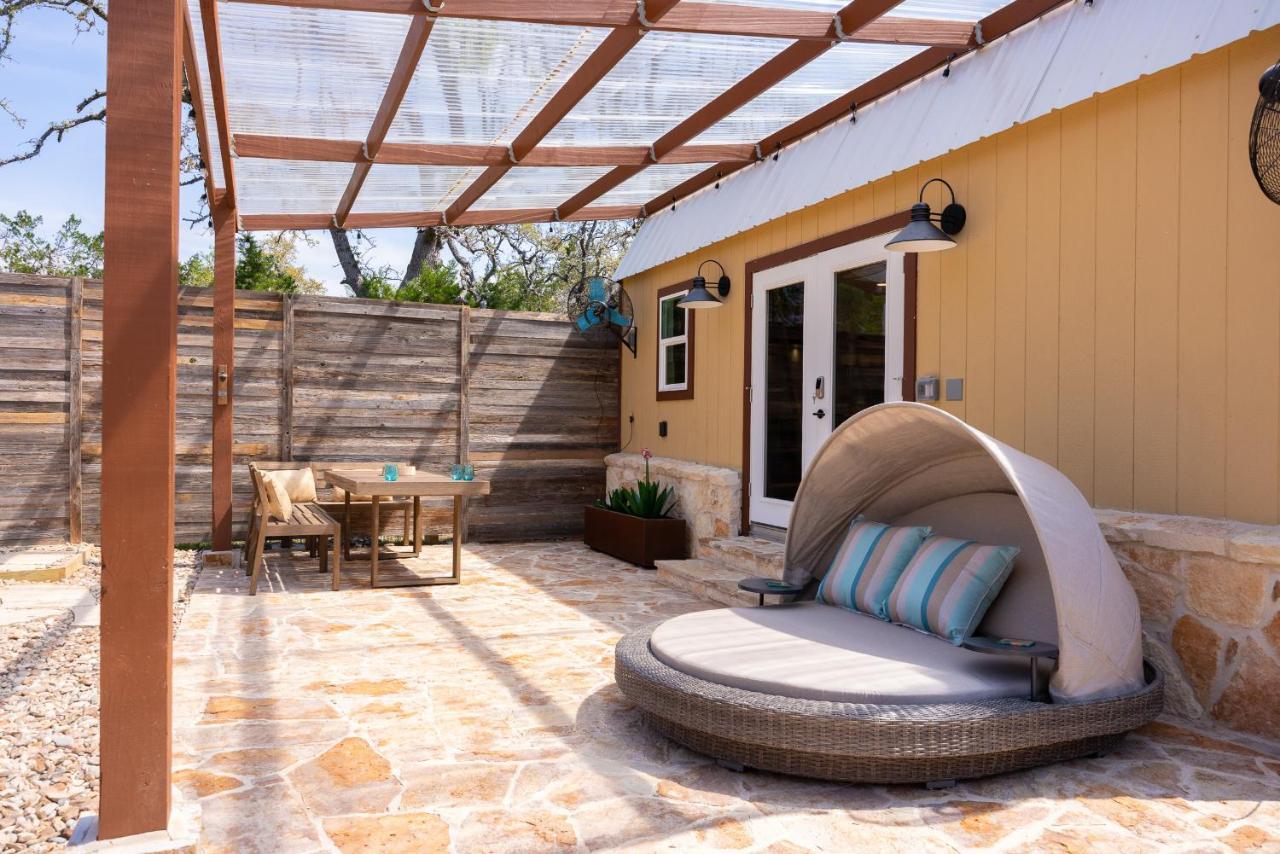 Romantic Tiny Luxury Retreat W Heated Pool, Sauna N Outdoor Shower In Wimberley 10 Acres Eksteriør billede