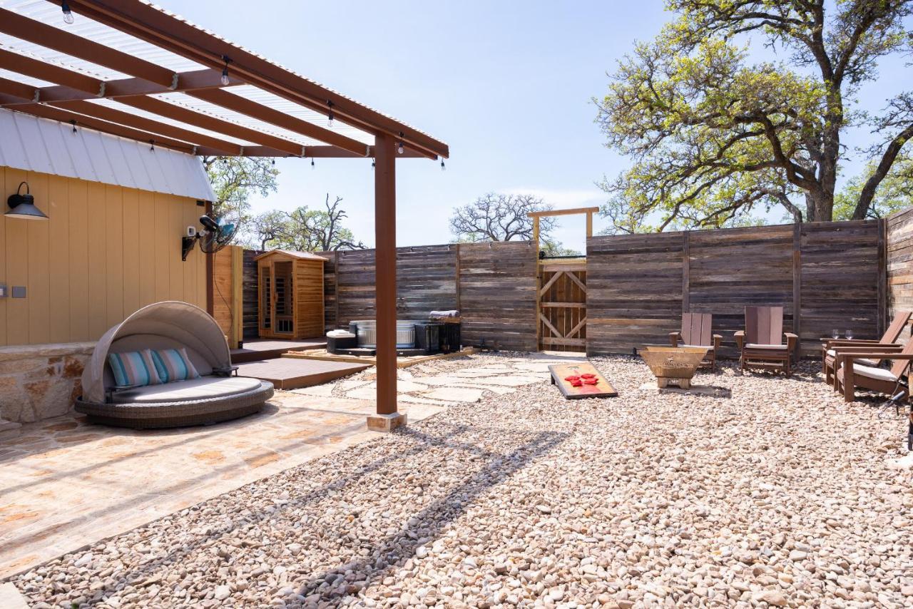 Romantic Tiny Luxury Retreat W Heated Pool, Sauna N Outdoor Shower In Wimberley 10 Acres Eksteriør billede